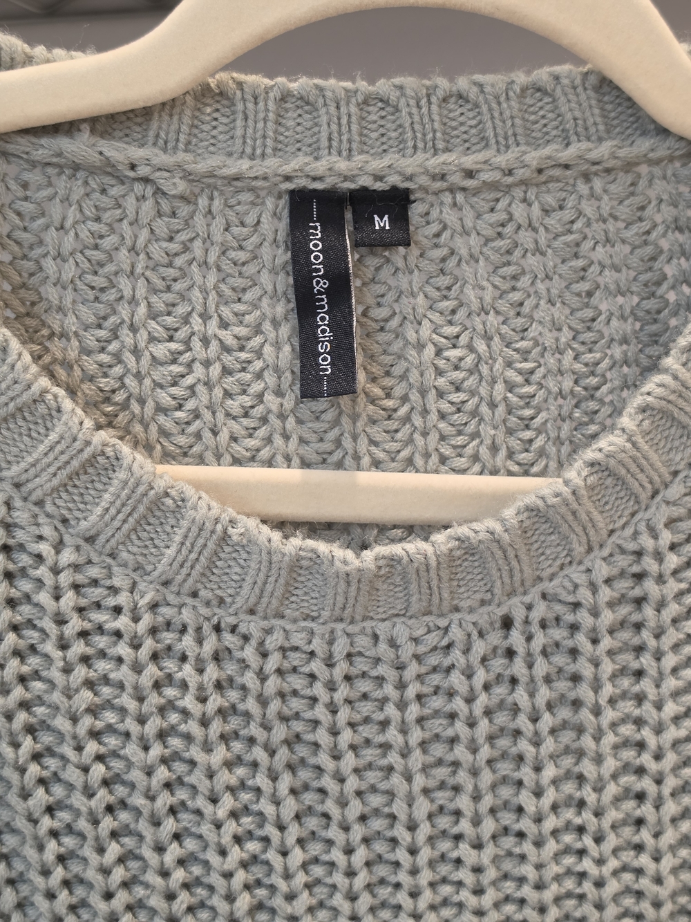 MOON & MADISON Womens Chunky Knit Cropped Sweater Size MEDIUM